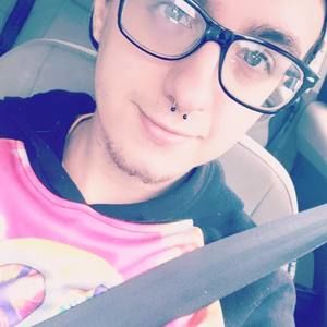 Meet your Posher, Skylar